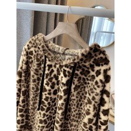 Plus Size Leopard Print Hoodie - Ultra-Soft Fleece Long Sleeve Drawstring Sweatshirt with Spacious Pockets for Women - Vibrant Print Design, Adjustable Fit, and Cozy Comfort